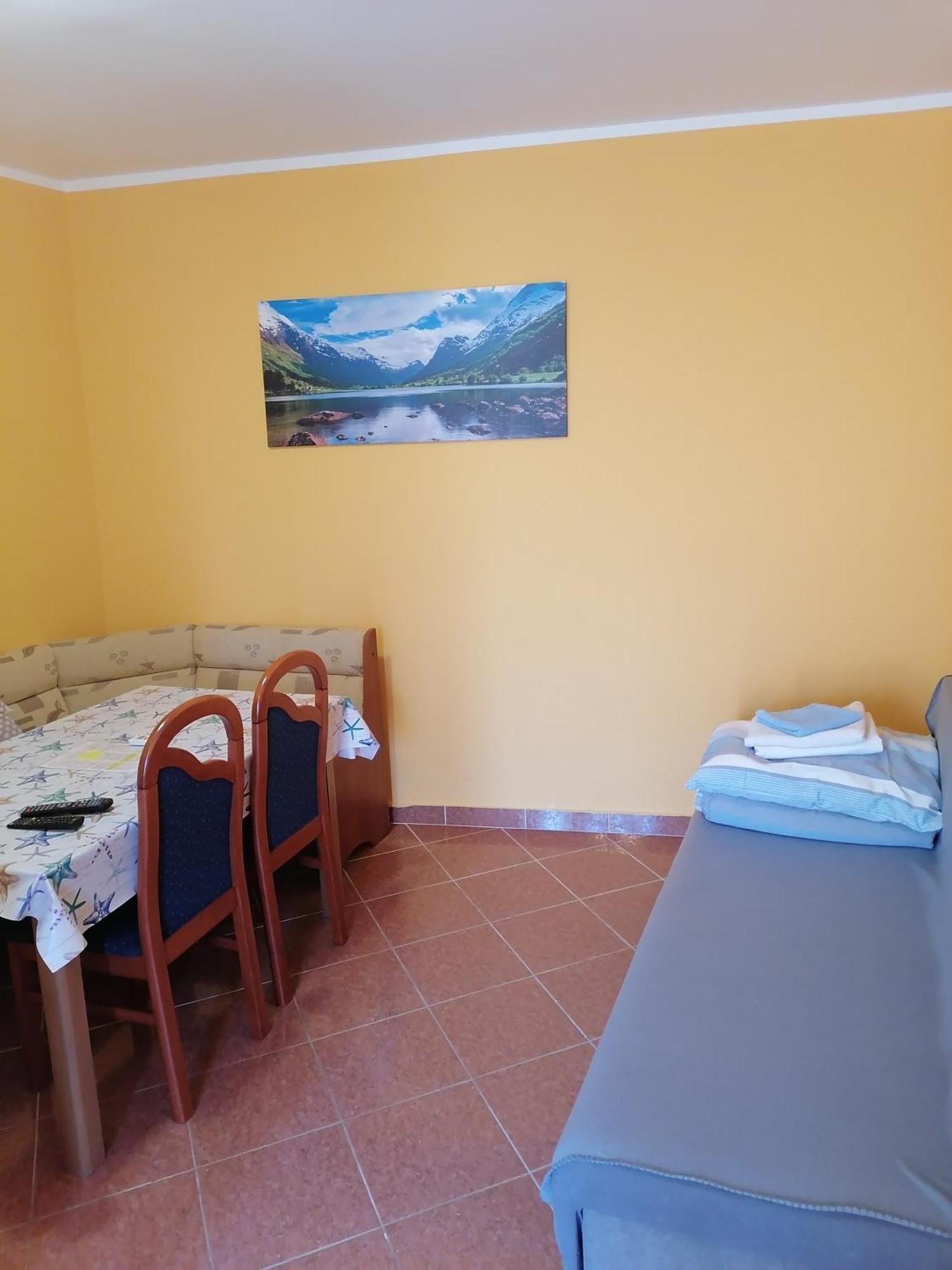 Apartmani Golomeić Crikvenica Exterior foto